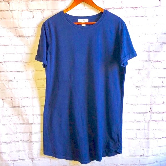 FOREVER‎ 21 Shirt Sleeve Tee - Picture 1 of 5